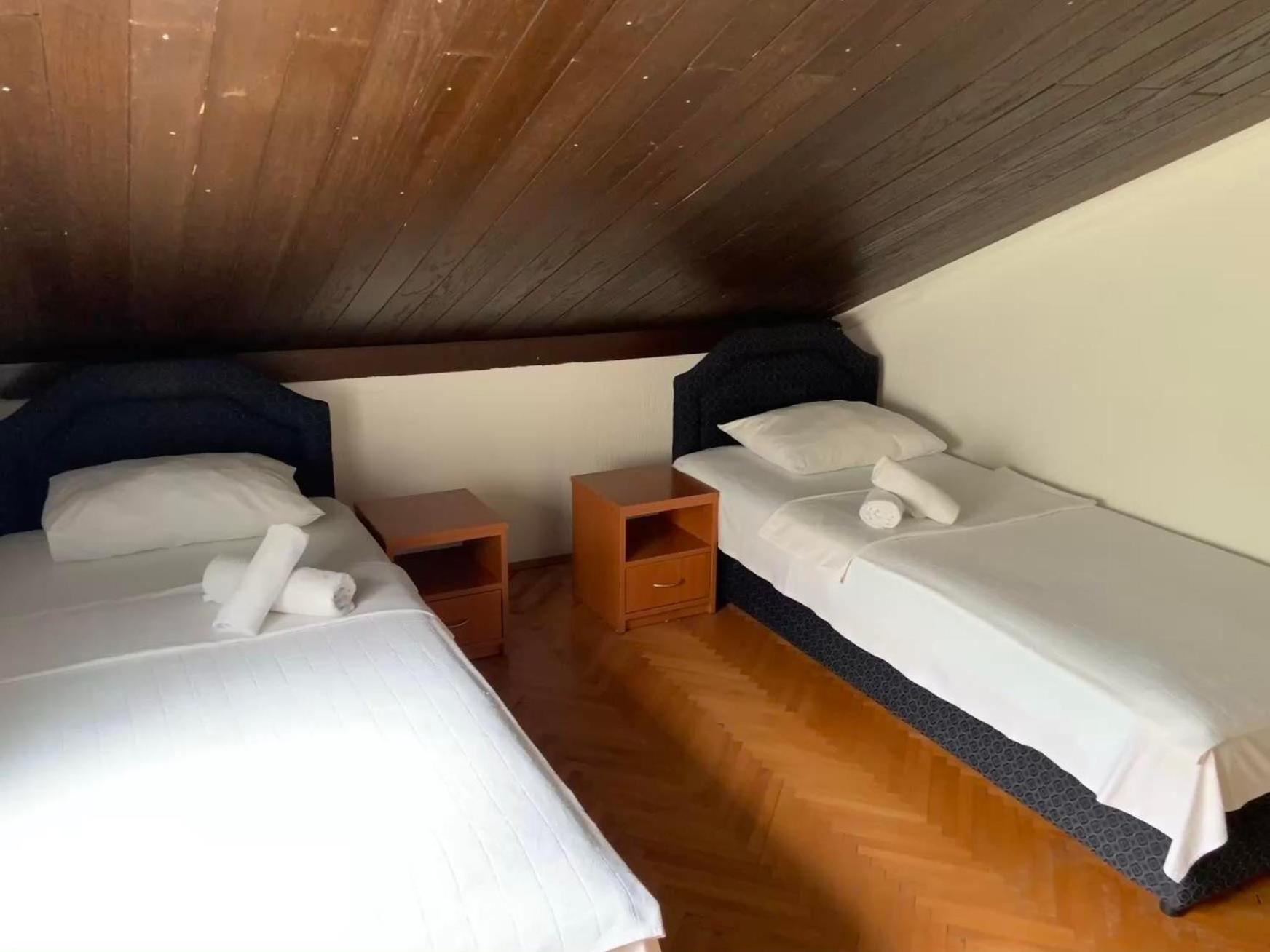 Apartments Dunja Свети-Стефан Экстерьер фото